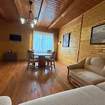 Hotell Erney Laz *