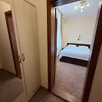 Erney Laz Hotell *