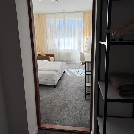 Erney Laz Hotel