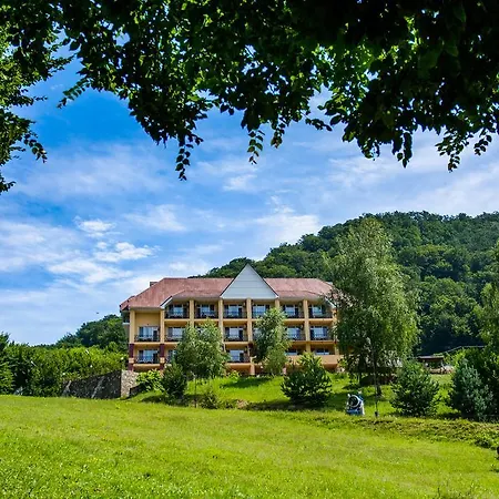 Hotell Erney Laz Sjaian