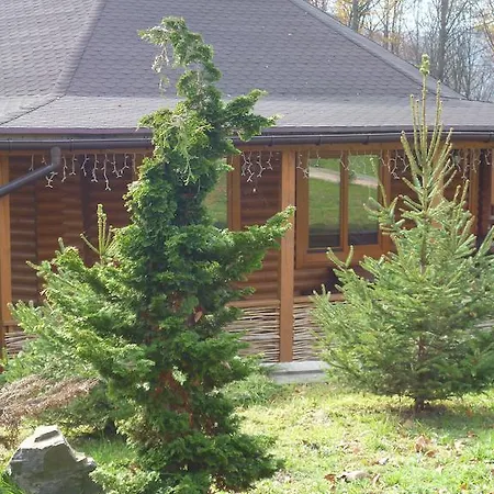 Erney Laz Hotel Saján